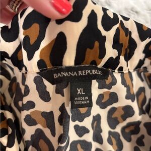 Banana Republic Leopard Satin Pajama set  XL